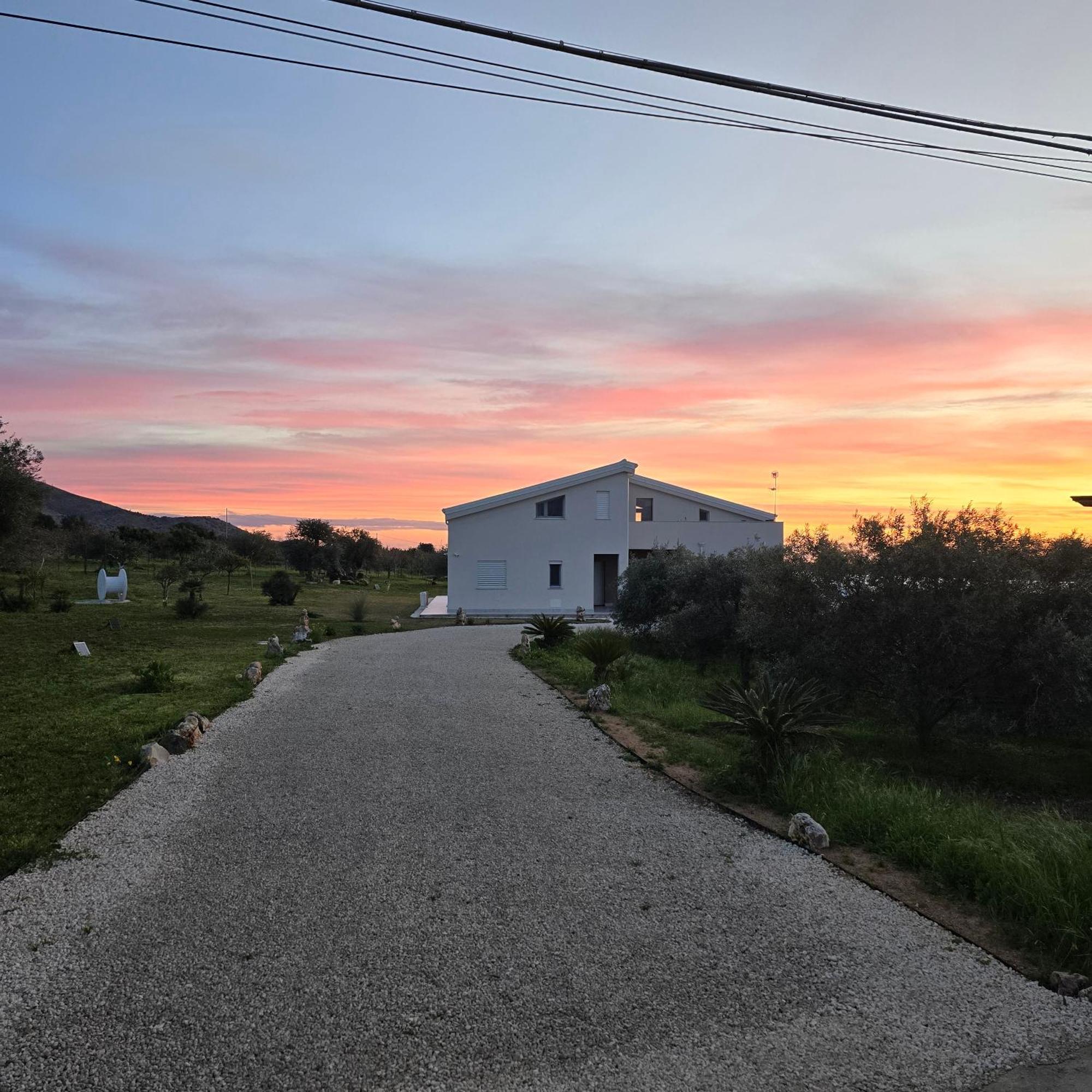 I Secolari Di Giulia Villa Авола Екстериор снимка